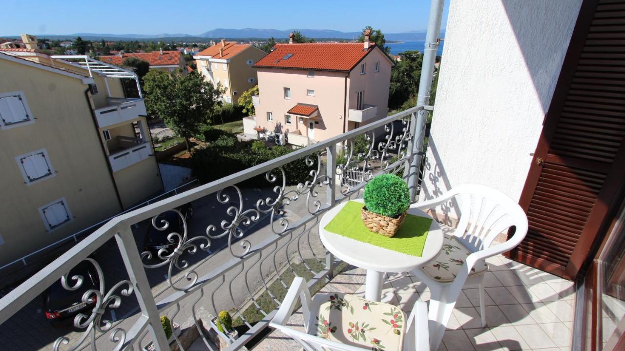 Apartmani Totic Malinska Esterno foto