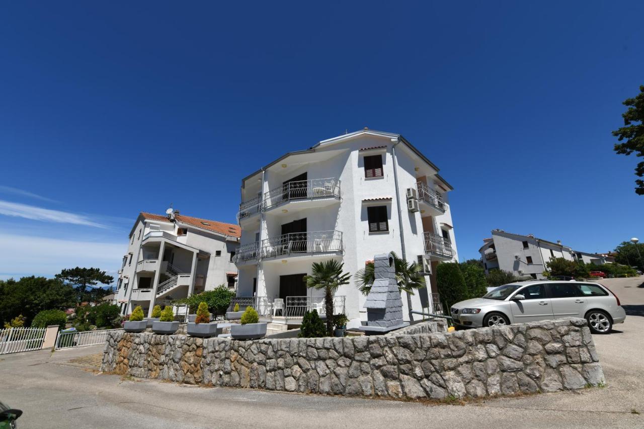 Apartmani Totic Malinska Esterno foto