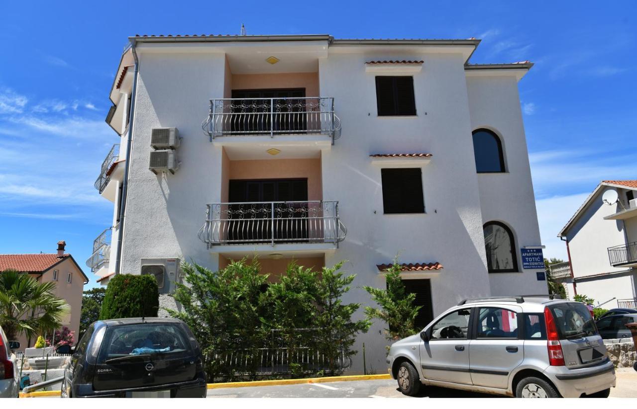 Apartmani Totic Malinska Esterno foto