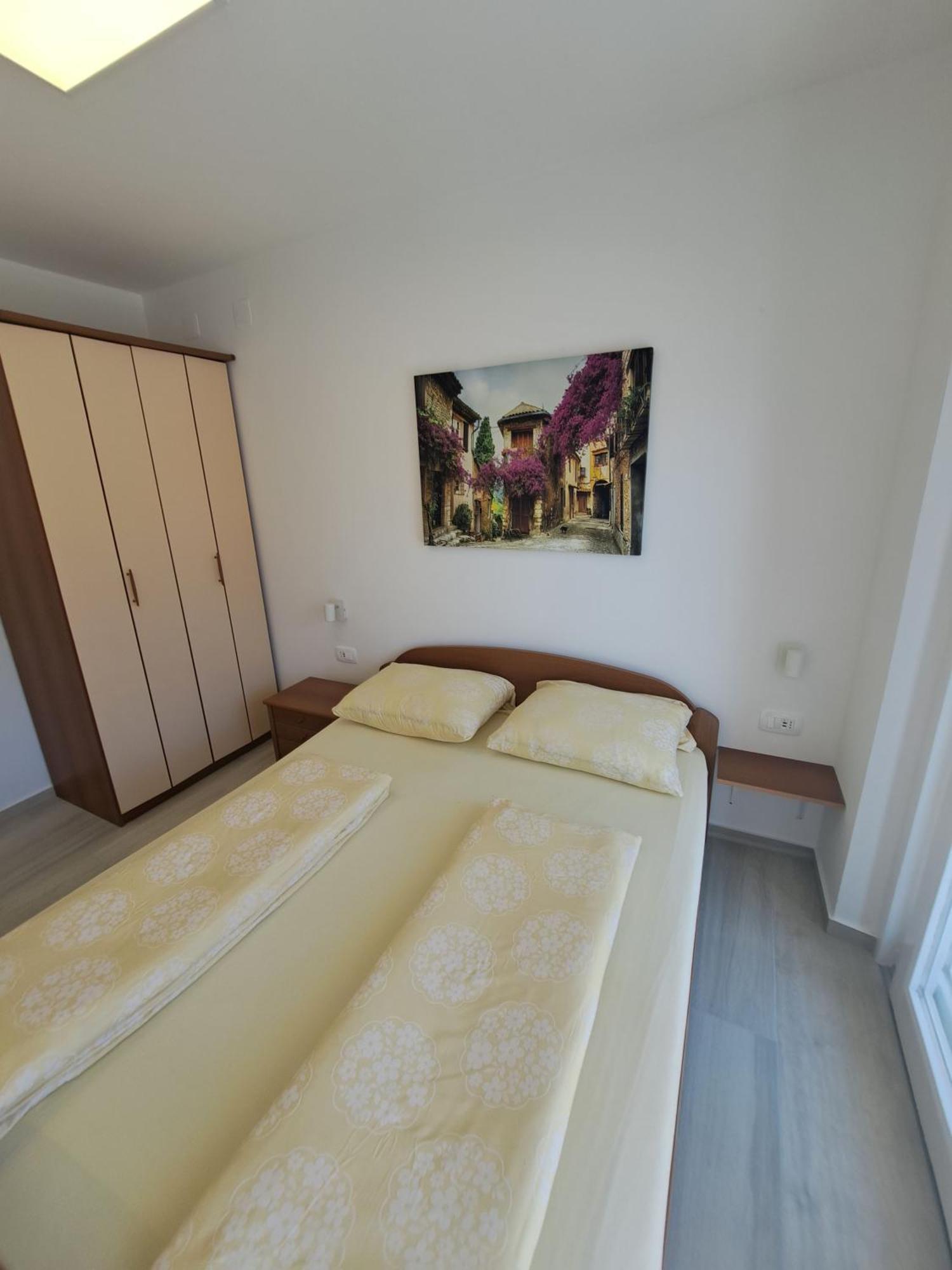 Apartmani Totic Malinska Esterno foto