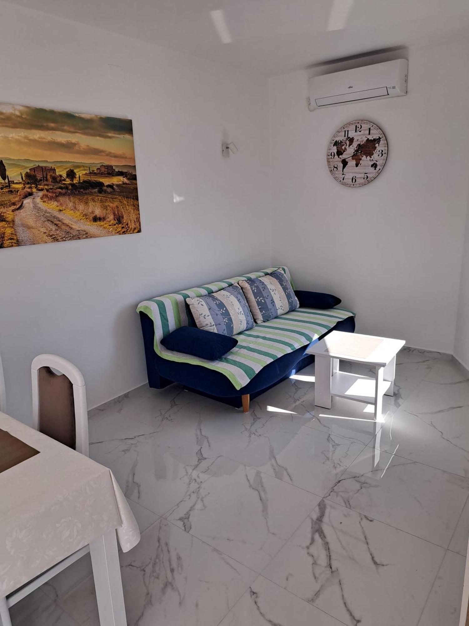 Apartmani Totic Malinska Esterno foto