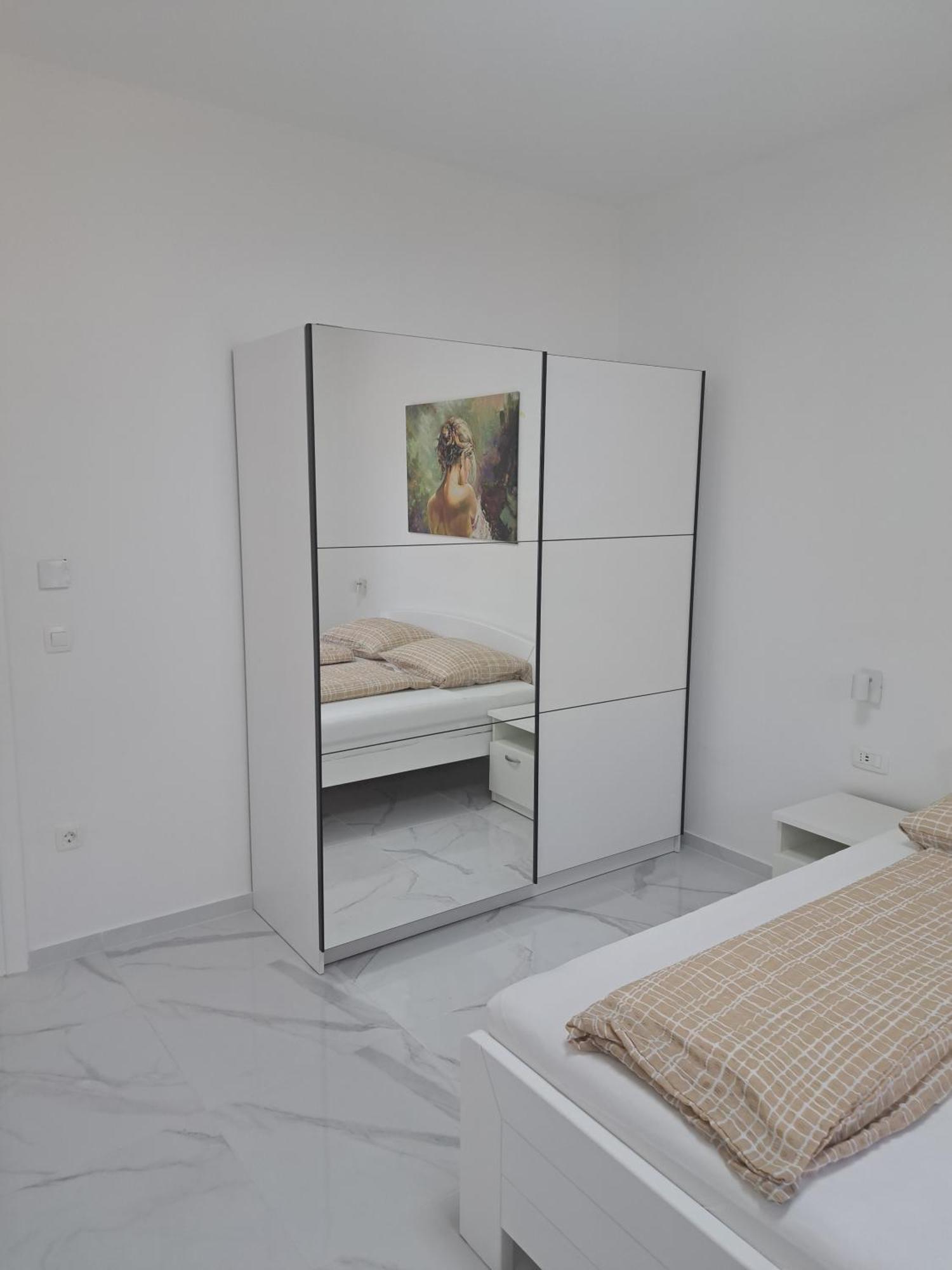 Apartmani Totic Malinska Esterno foto